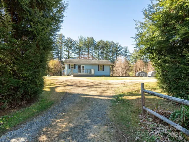 $425,000 | 3021 Kanuga Road, Hendersonville, NC 28739