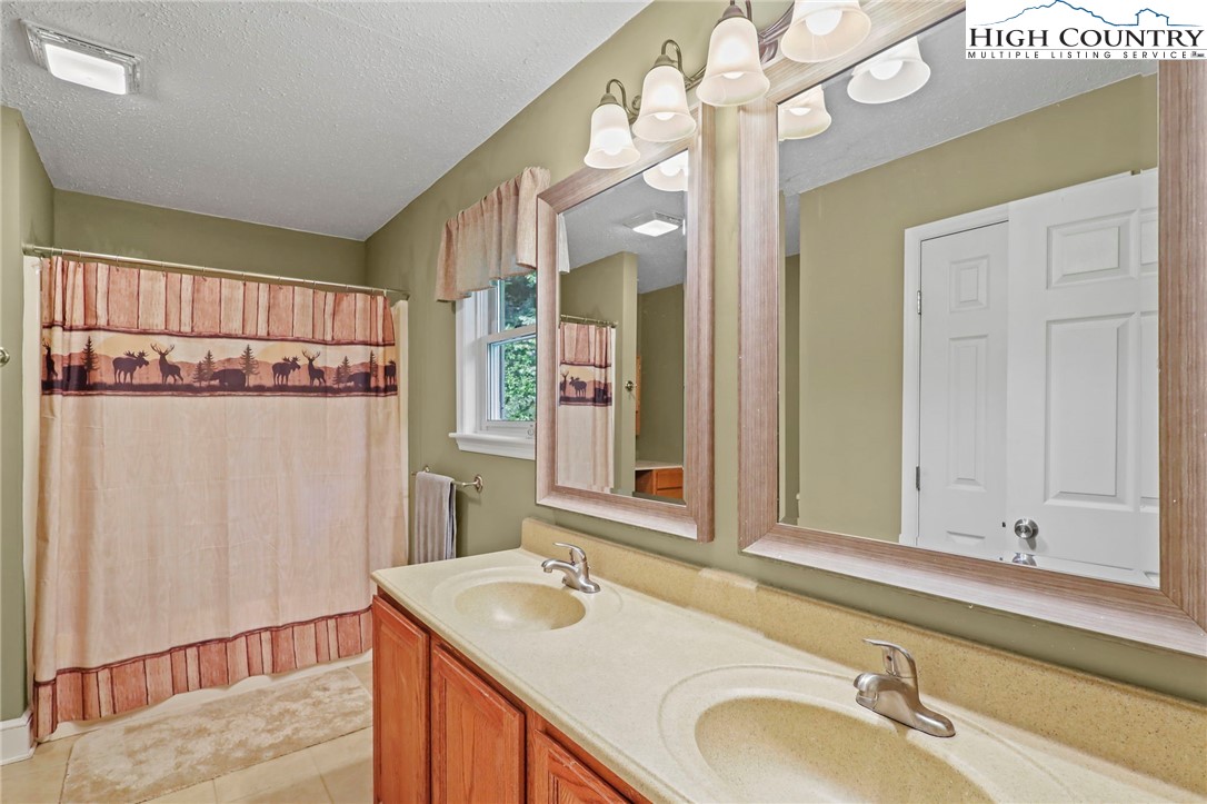 2969 Elk Creek Road Deep Gap, NC 28618 - Photo 31 of 43 Gallery Image 31