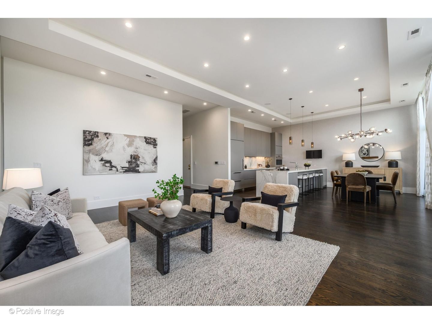2037 West Division Street, Unit PH Chicago, IL 60622 - Photo 7 of 35