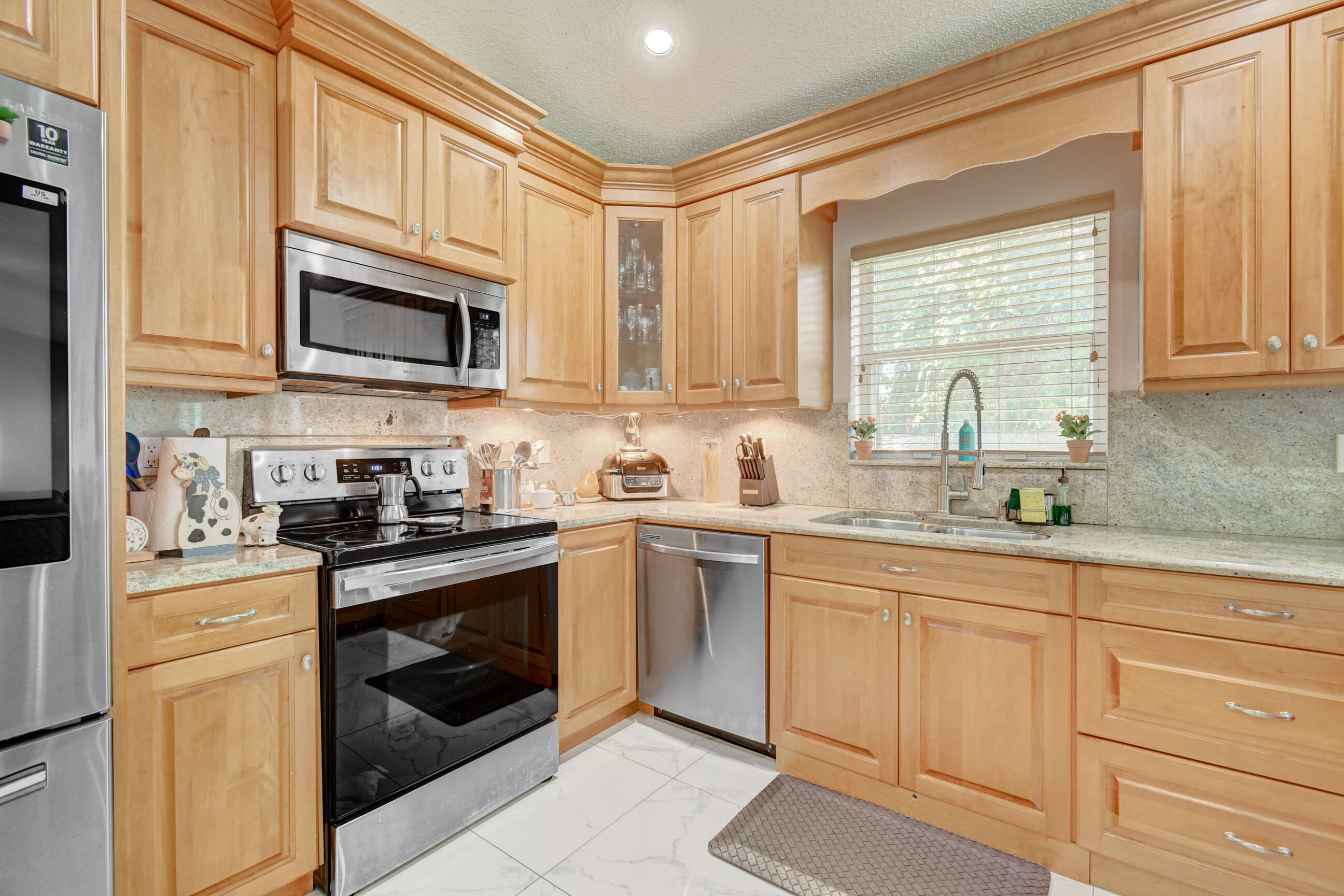 1181 Aviary Road Wellington, FL 33414 - Photo 13 of 50 41_dsc_6698_699_700_701_702