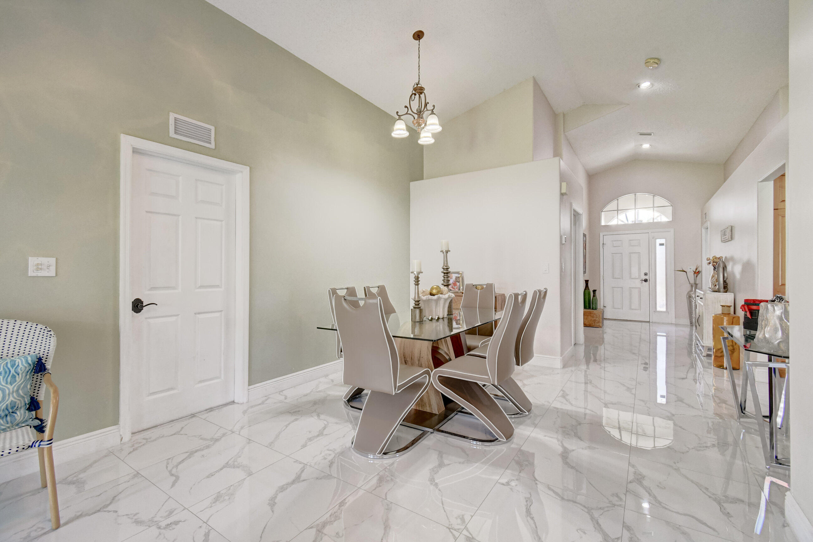 1181 Aviary Road Wellington, FL 33414 - Photo 9 of 50 30_dsc_6583_4_5_6_7