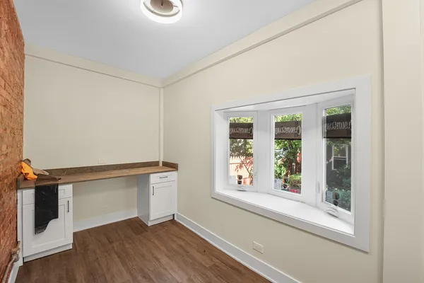 $3,500 | 2541 North 76th Avenue, Elmwood Park, IL 60707