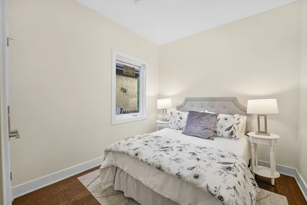 $3,500 | 2541 North 76th Avenue, Elmwood Park, IL 60707