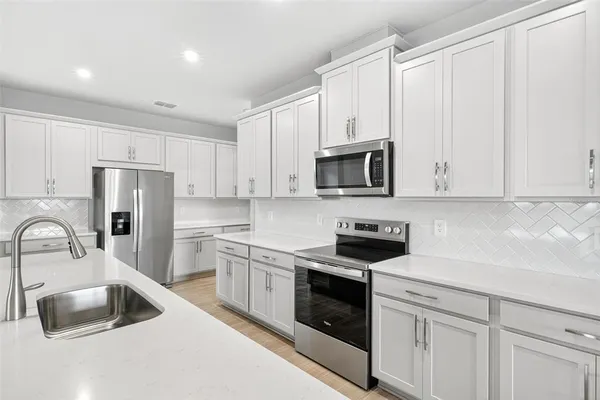 $559,863 | 5028 124th Avenue East, Parrish, FL 34219