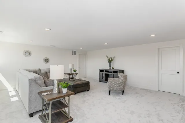 $513,130 | 3145 North Pine Grove Circle, Wichita, KS 67205