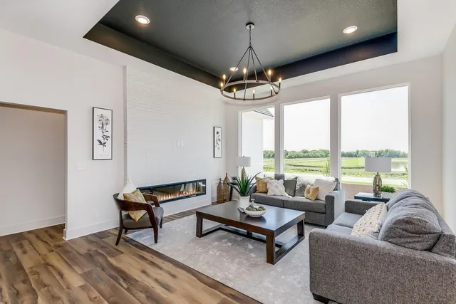 $513,130 | 3145 North Pine Grove Circle, Wichita, KS 67205