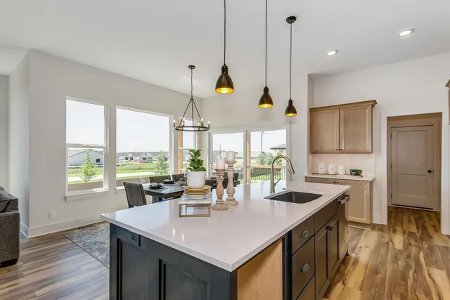 $513,130 | 3145 North Pine Grove Circle, Wichita, KS 67205