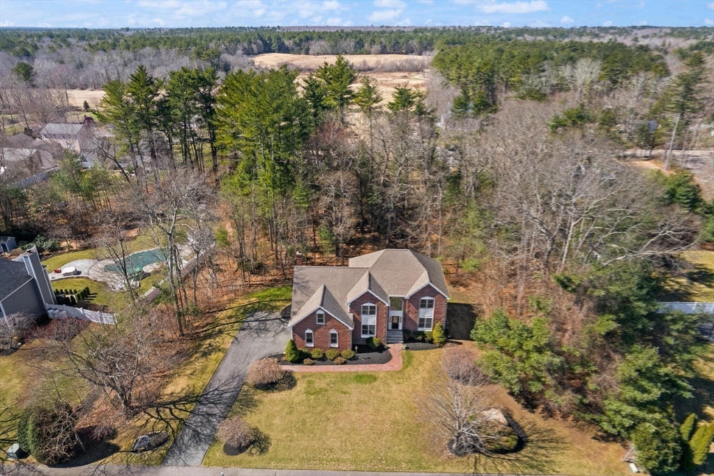 19 Forest Edge Road Easton, MA 02375 - Photo 36 of 40 Gallery Image 36