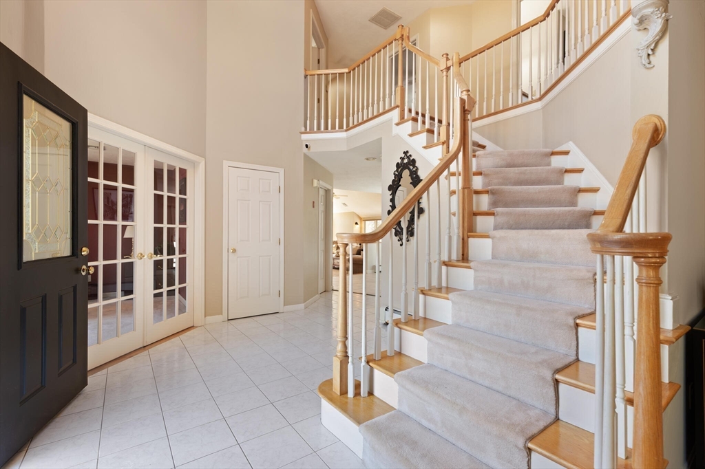 19 Forest Edge Road Easton, MA 02375 - Photo 4 of 40 Gallery Image 4