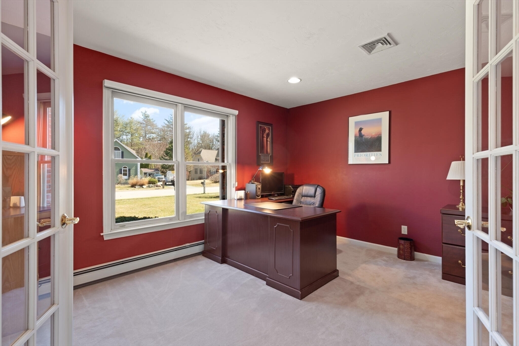 19 Forest Edge Road Easton, MA 02375 - Photo 6 of 40 Gallery Image 6