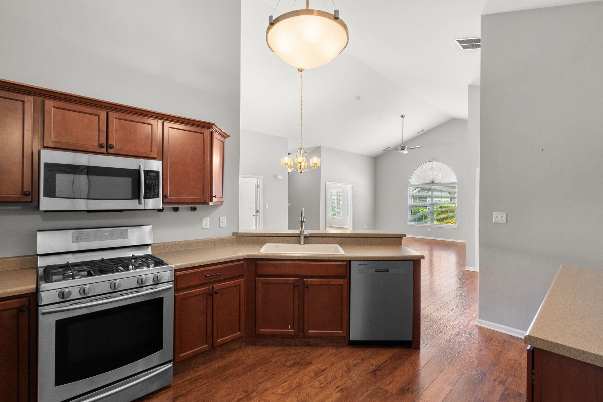 5260 East 109th Place Crown Point, IN 46307 - Photo 10 of 26 2048x1365