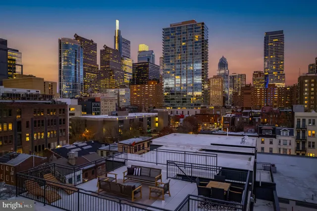 $2,995,000 | 2324 Sansom Street, Philadelphia, PA 19103