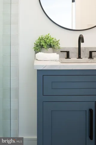 $2,995,000 | 2324 Sansom Street, Philadelphia, PA 19103