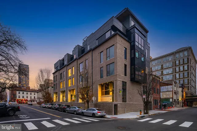 $2,995,000 | 2324 Sansom Street, Philadelphia, PA 19103