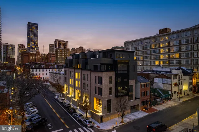 $2,995,000 | 2324 Sansom Street, Philadelphia, PA 19103