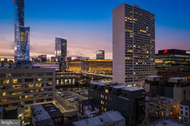 $2,995,000 | 2324 Sansom Street, Philadelphia, PA 19103