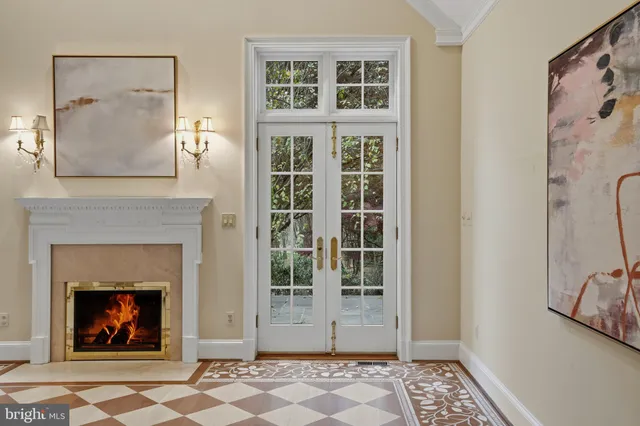 a view of a walk in closet