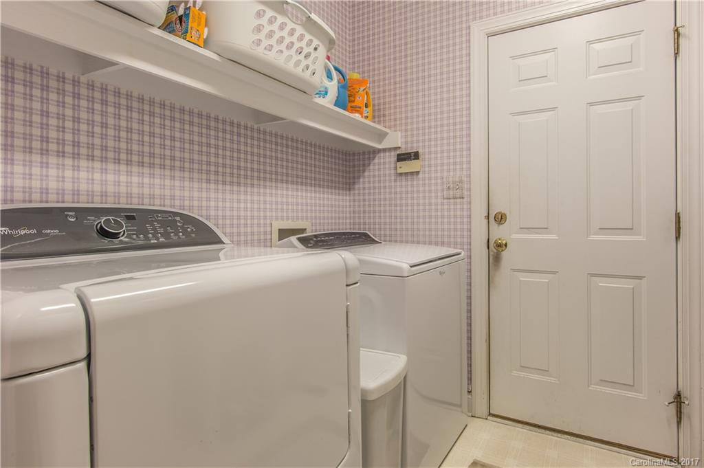 10028 Paradise Ridge Road Charlotte, NC 28277 - Photo 12 of 24 Gallery Image 12