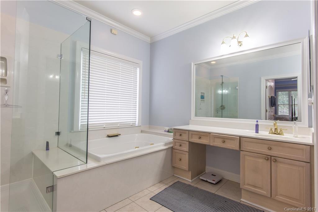 10028 Paradise Ridge Road Charlotte, NC 28277 - Photo 14 of 24 Gallery Image 14