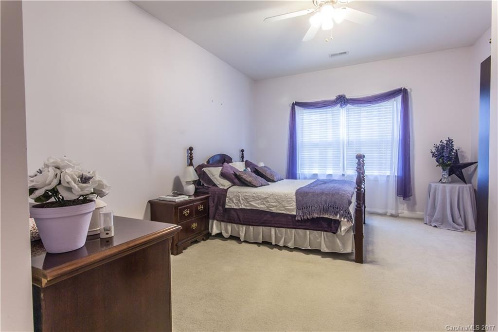 10028 Paradise Ridge Road Charlotte, NC 28277 - Photo 16 of 24 Gallery Image 16