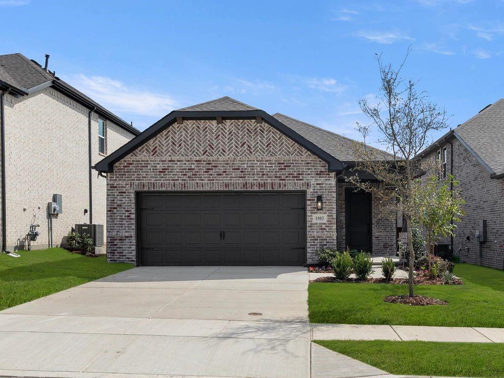 5941 Laurel Lk Lane Pilot Point, TX 76258 - Photo 1 of 3 Creekview Fossil Ridge - Bell Interior Image 1