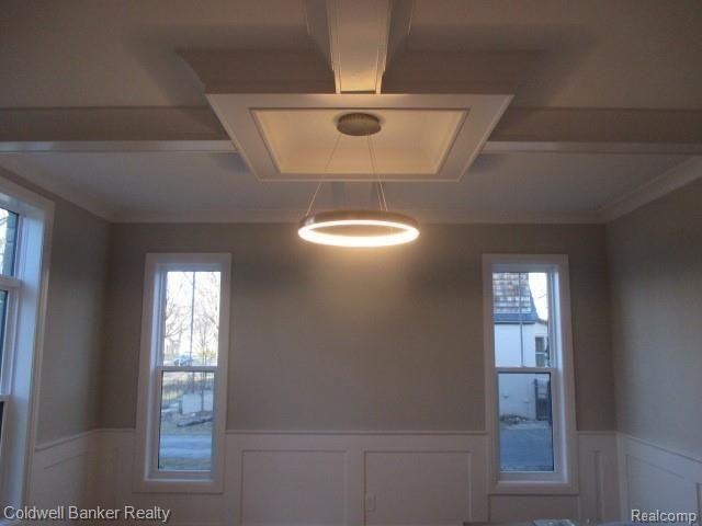 2350 Yorkshire Road Birmingham, MI 48009 - Photo 3 of 57