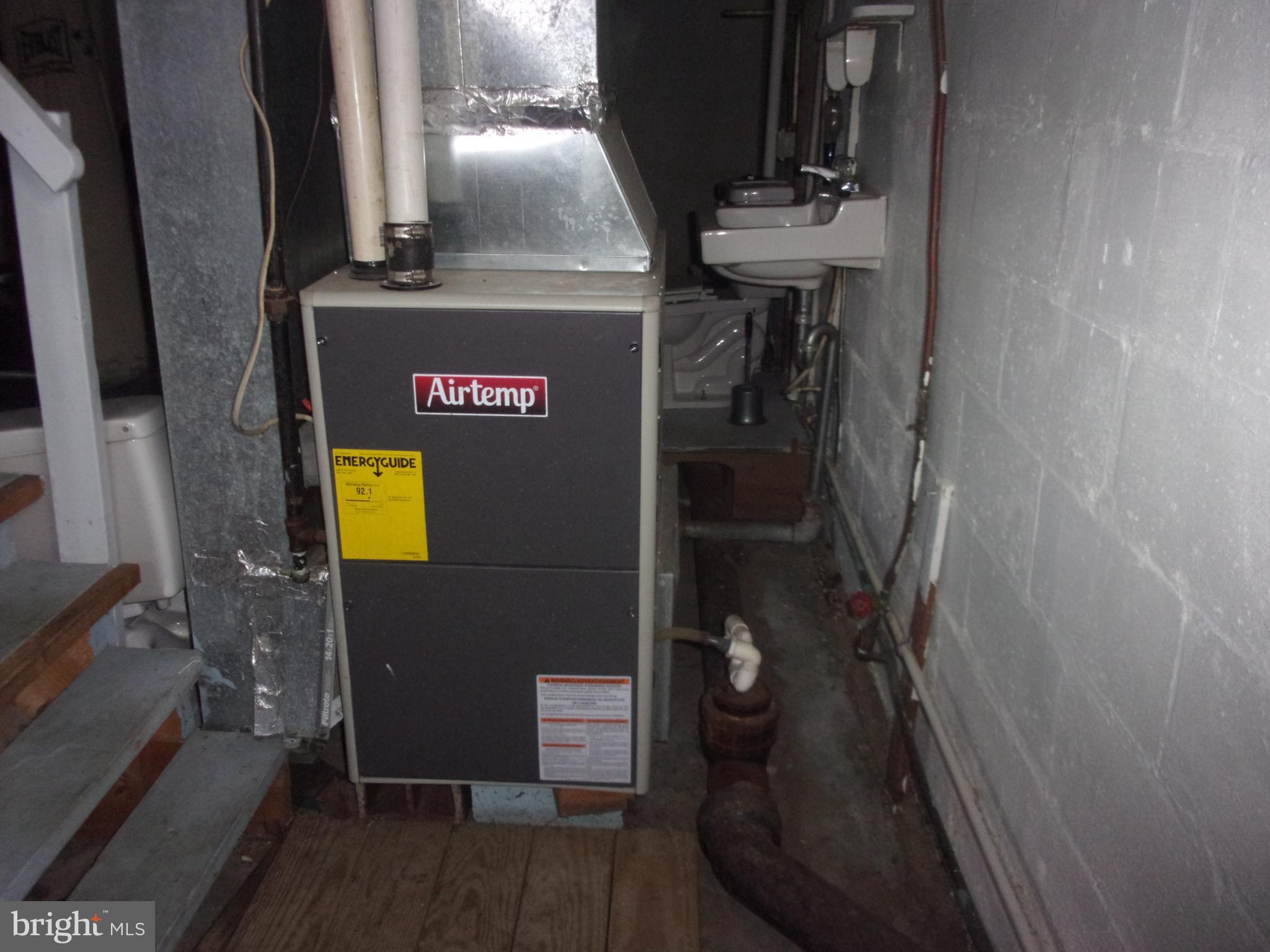 13519 Old Legislative Road Southwest Frostburg, MD 21532 - Photo 12 of 37 Furnace