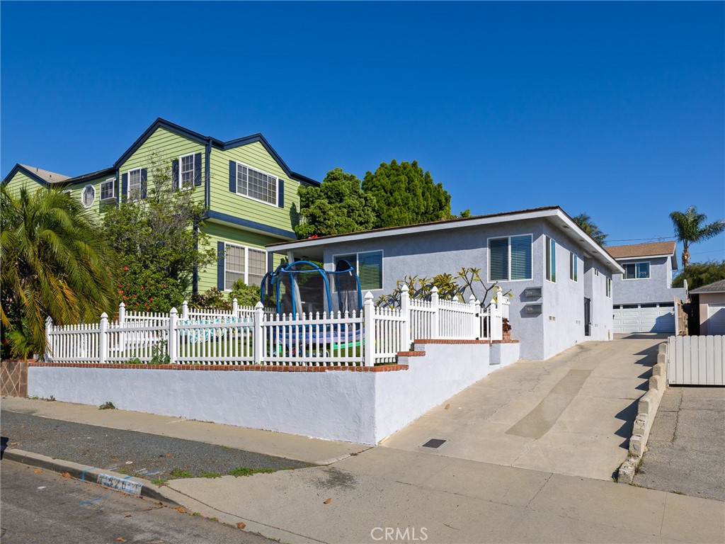 526 Sheldon Street El Segundo, CA 90245 - Photo 3 of 41