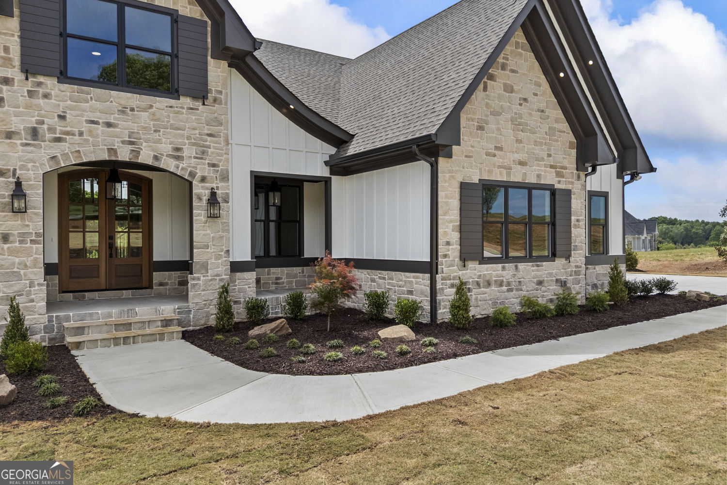 810 Hampton Monroe, GA 30656 - Photo 8 of 110