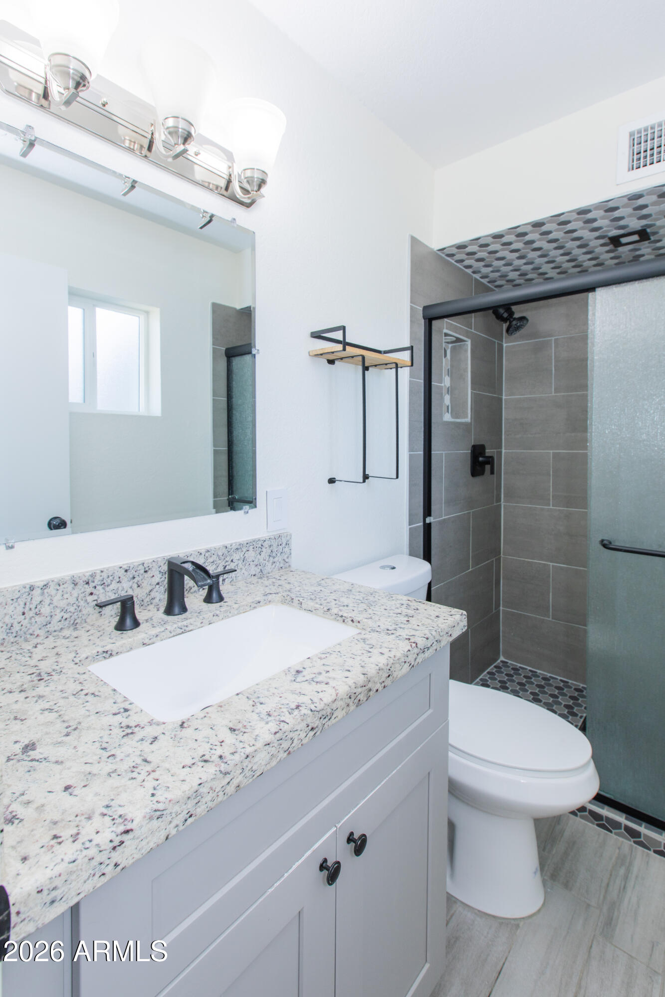 9813 East Adobe Road Mesa, AZ 85207 - Photo 48 of 77 Primary Bath-2
