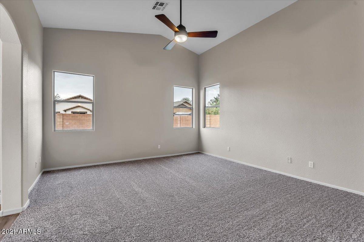 4301 South Splendor Place Gilbert, AZ 85297 - Photo 19 of 38 24-22Master bedroom