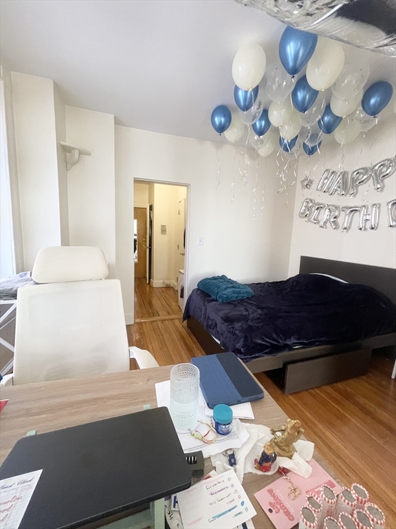 68 Myrtle Street, Unit 5 Boston, MA 02114 - Photo 3 of 14