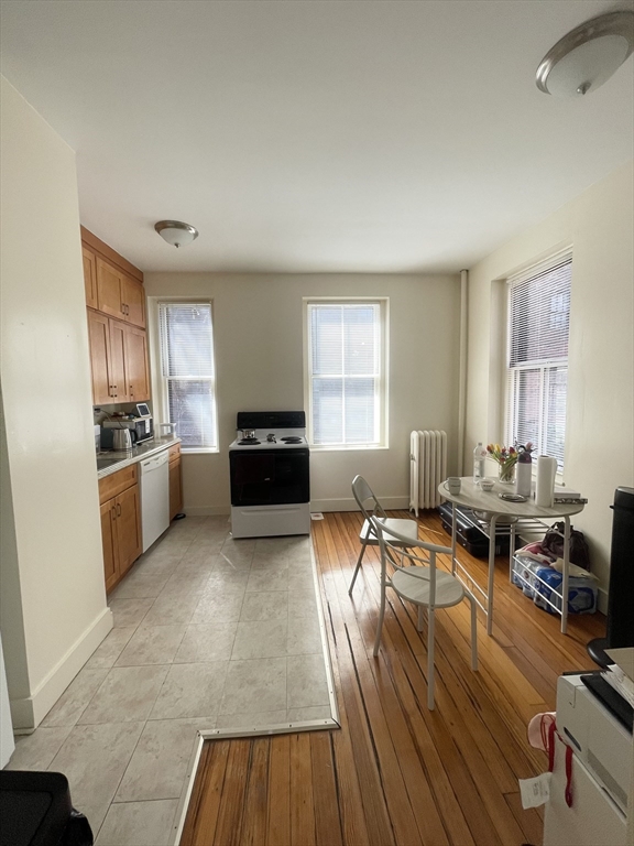 68 Myrtle Street, Unit 5 Boston, MA 02114 - Photo 6 of 14