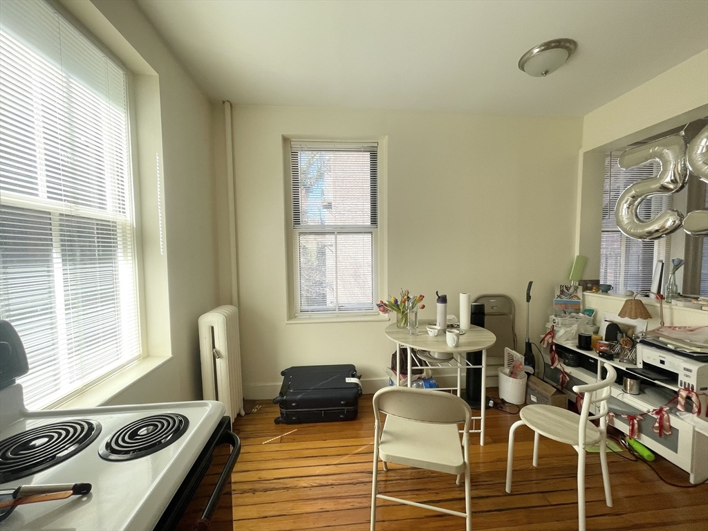68 Myrtle Street, Unit 5 Boston, MA 02114 - Photo 8 of 14