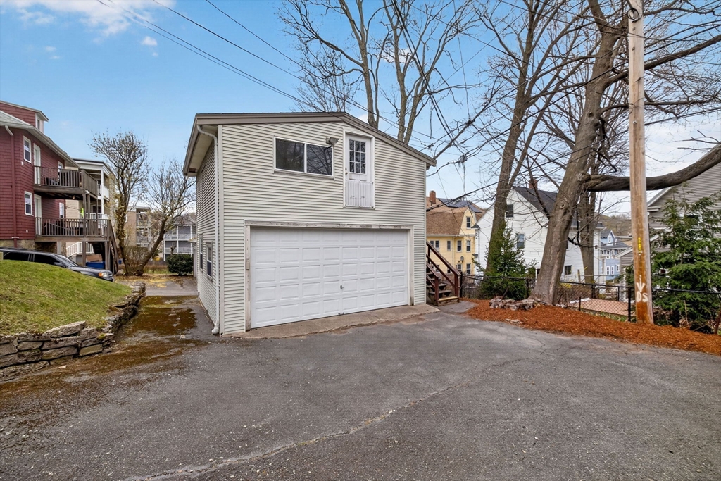 40 Montvale Street, Unit 1 Boston, MA 02131 - Photo 22 of 31
