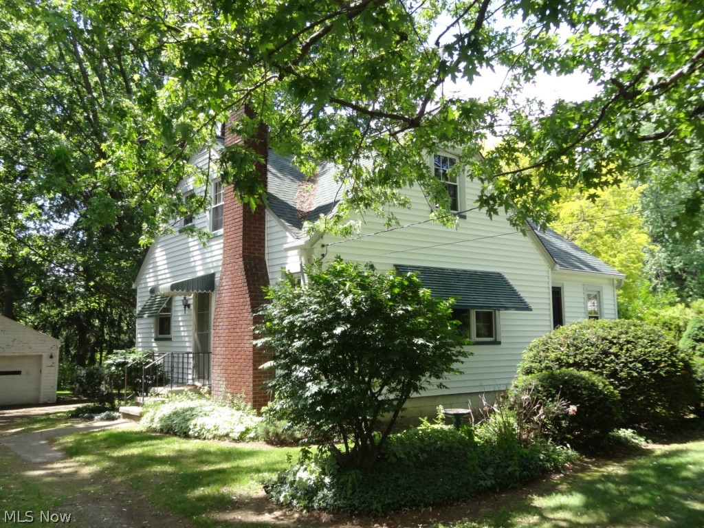 1910 Center Road Avon, OH 44011 - Photo 3 of 16 Gallery Image 3