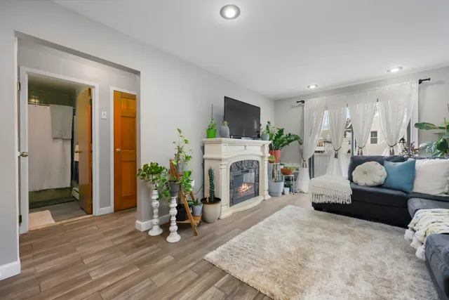 $179,000 | 252 Harlem Avenue, Unit B5, Bridgeport, CT 06606