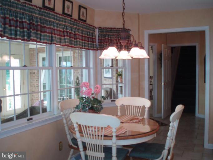 1170 Taylor Road Street, MD 21154 - Photo 7 of 30 Table space enough for a larger table