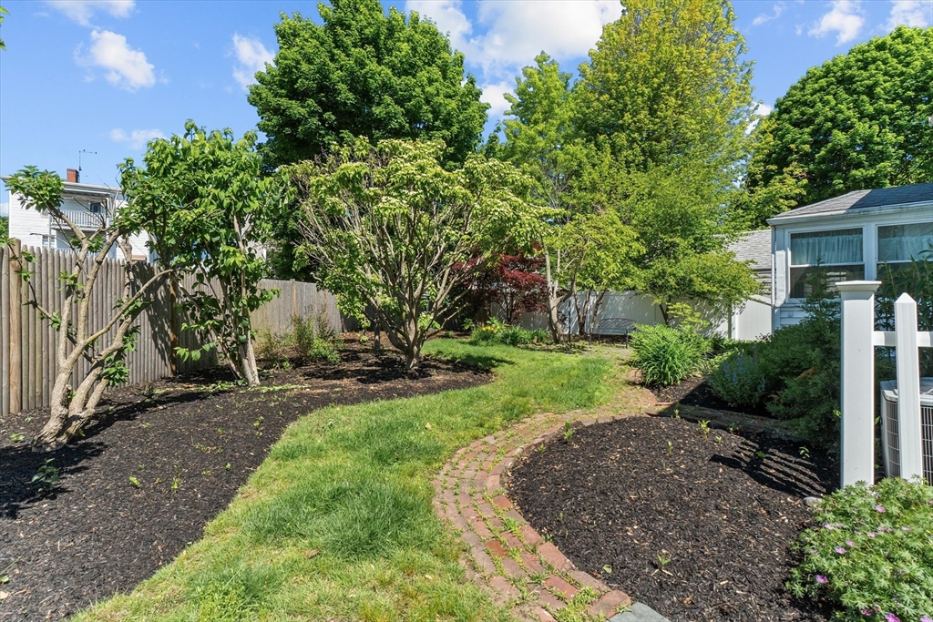22 Euclid Road Lynn, MA 01904 - Photo 30 of 41 Gallery Image 30