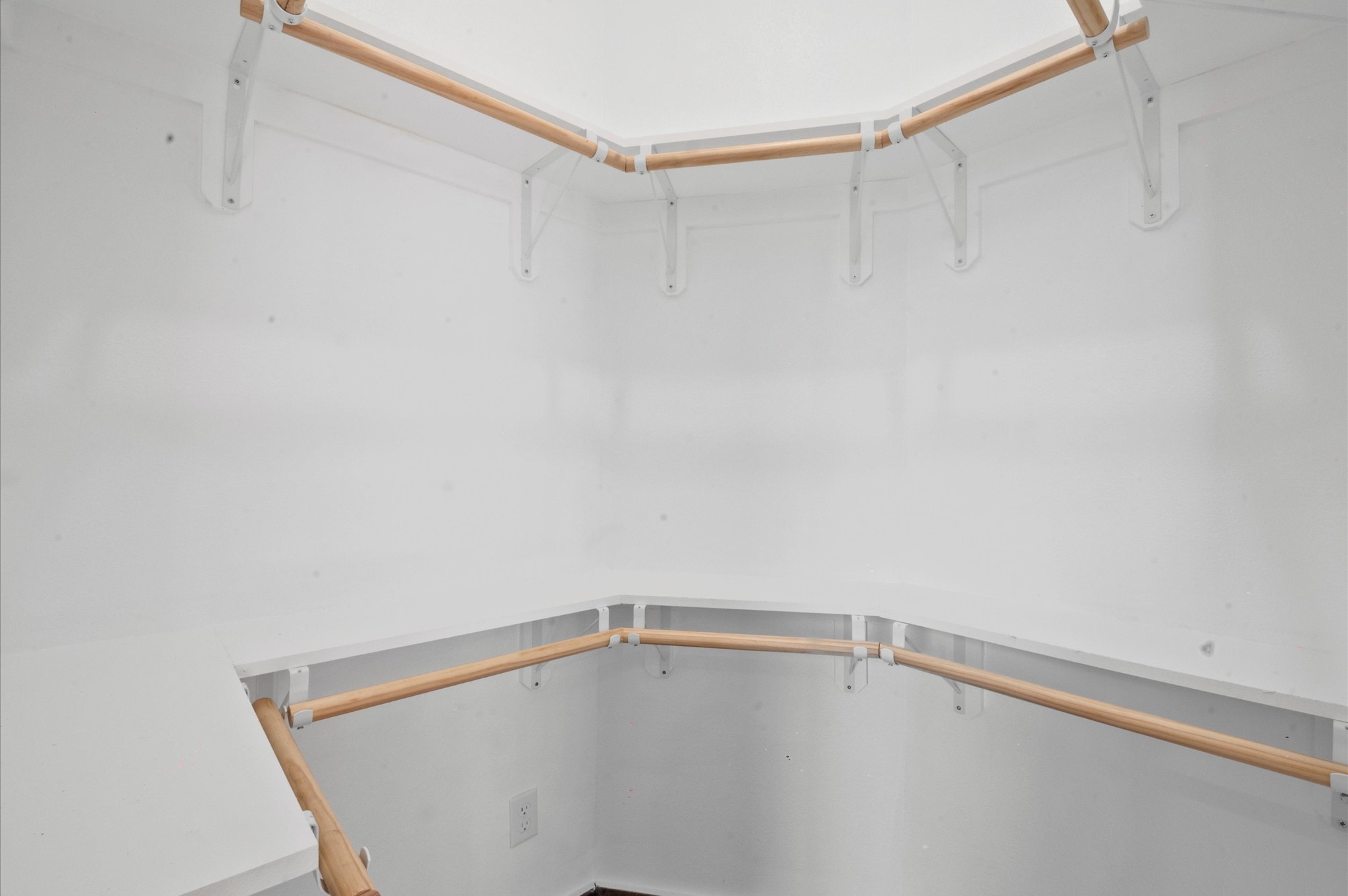 902 9th Street Galveston, TX 77550 - Photo 22 of 38 a view of an empty walk in closet