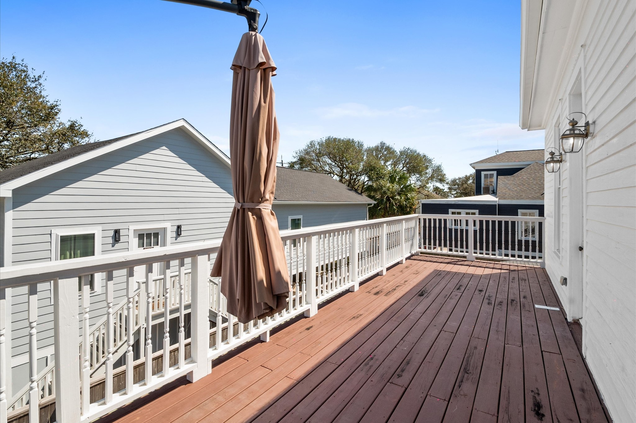 902 9th Street Galveston, TX 77550 - Photo 26 of 38 a view of a house with wooden deck