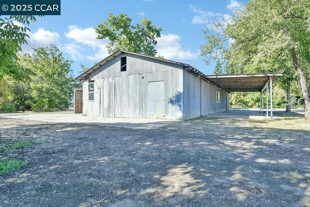 $1,450,000 | 2280 Concord Avenue, Brentwood, CA 94513