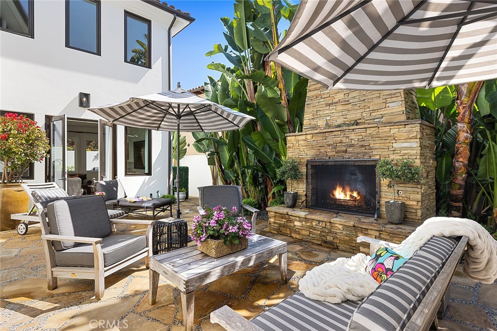 328 Emerald Bay Laguna Beach, CA 92651 - Photo 14 of 27