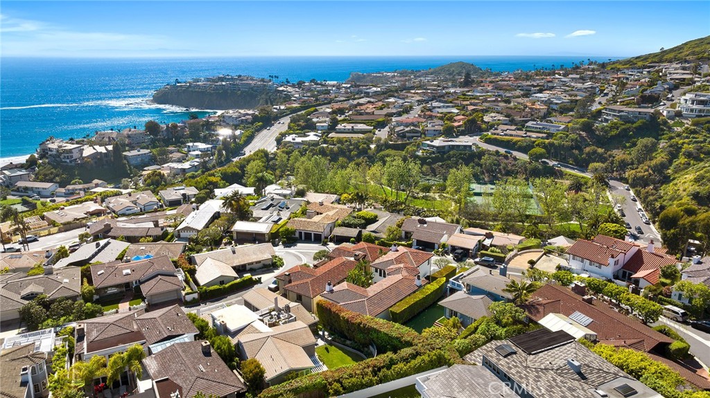 328 Emerald Bay Laguna Beach, CA 92651 - Photo 22 of 27