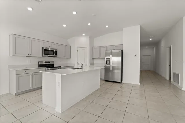 $1,900 | 680 Sand Pne Lane, Haines City, FL 33844