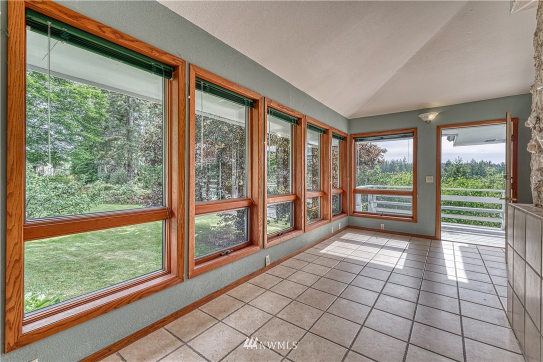 181 Stretch Island Road North Grapeview, WA 98546 - Photo 14 of 40 Gallery Image 14