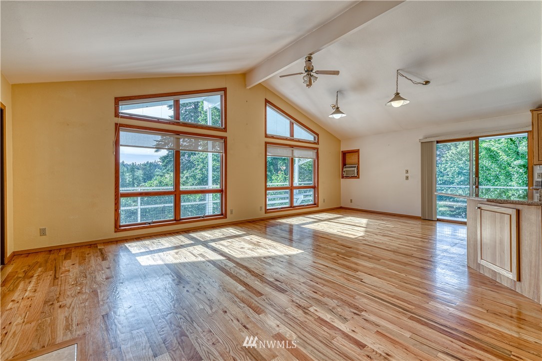 181 Stretch Island Road North Grapeview, WA 98546 - Photo 15 of 40 Gallery Image 15