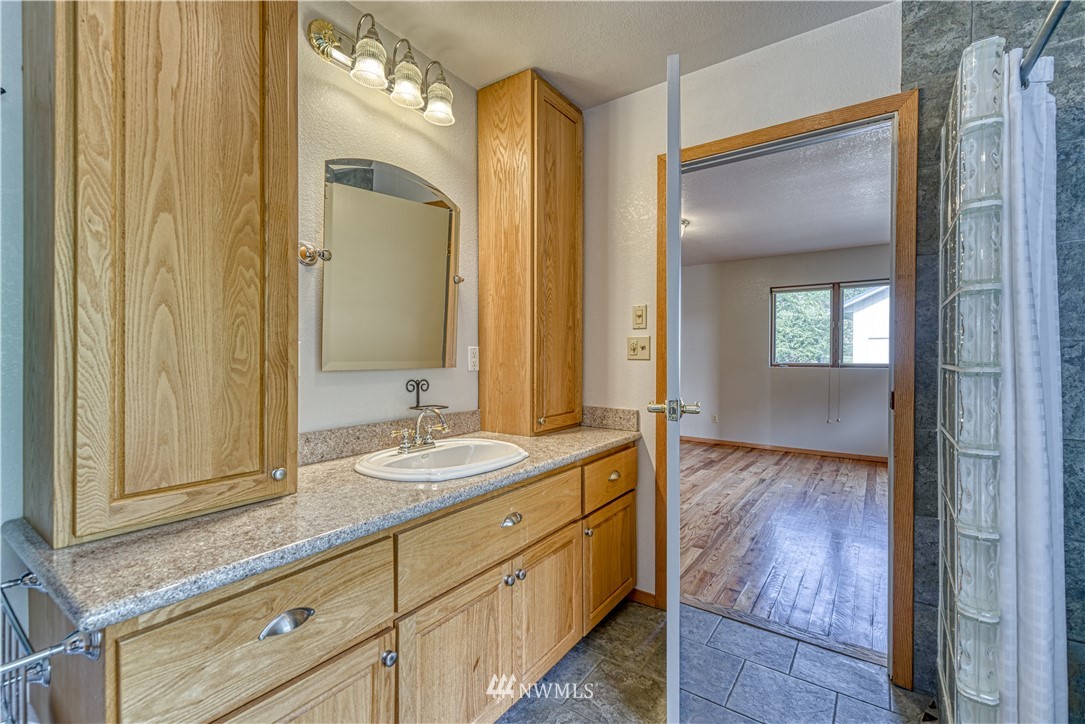181 Stretch Island Road North Grapeview, WA 98546 - Photo 27 of 40 Gallery Image 27