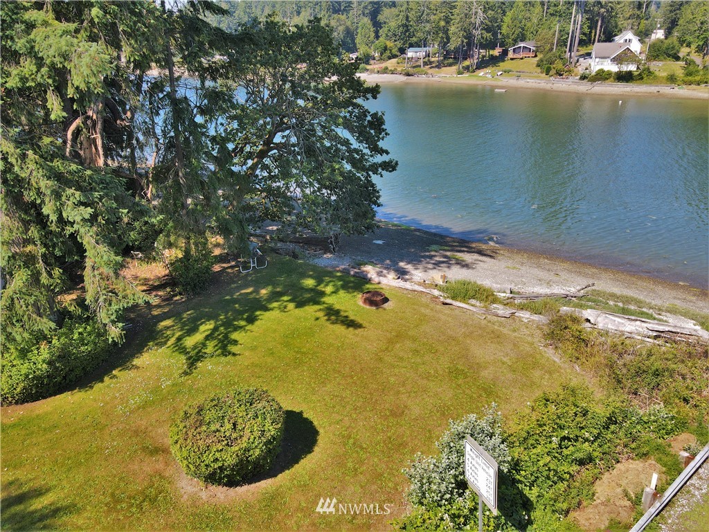 181 Stretch Island Road North Grapeview, WA 98546 - Photo 8 of 40 Gallery Image 8