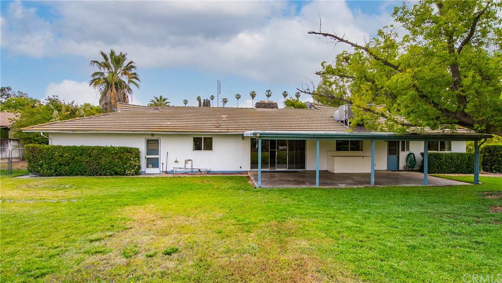 101 Sunridge Way Redlands, CA 92373 - Photo 23 of 28